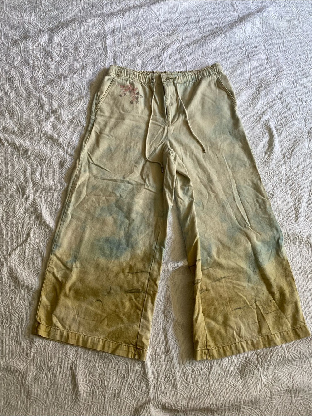 Pilcro Casual Pants with Zen Motifs - Picture 2 of 6